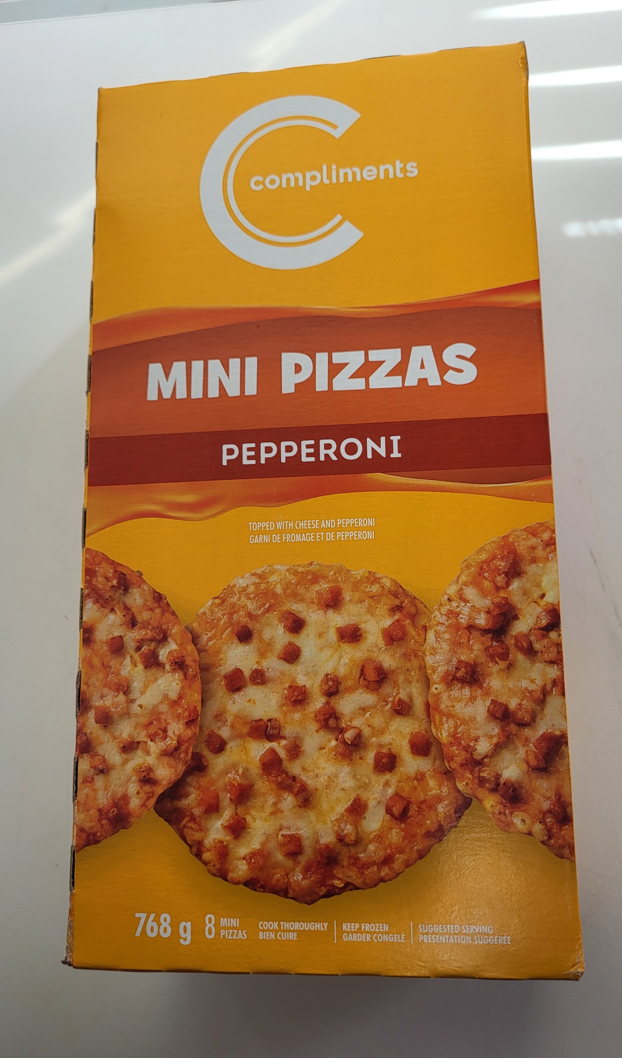 Compliments Mini Pepperoni Pizza 768g