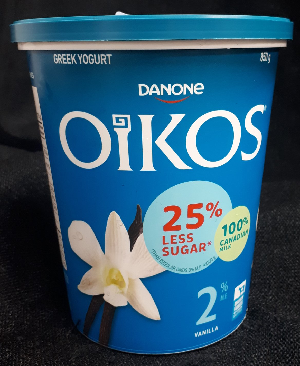 Danone  Oikos 25% Less Sugar Vanilla Greek Yogurt 850g