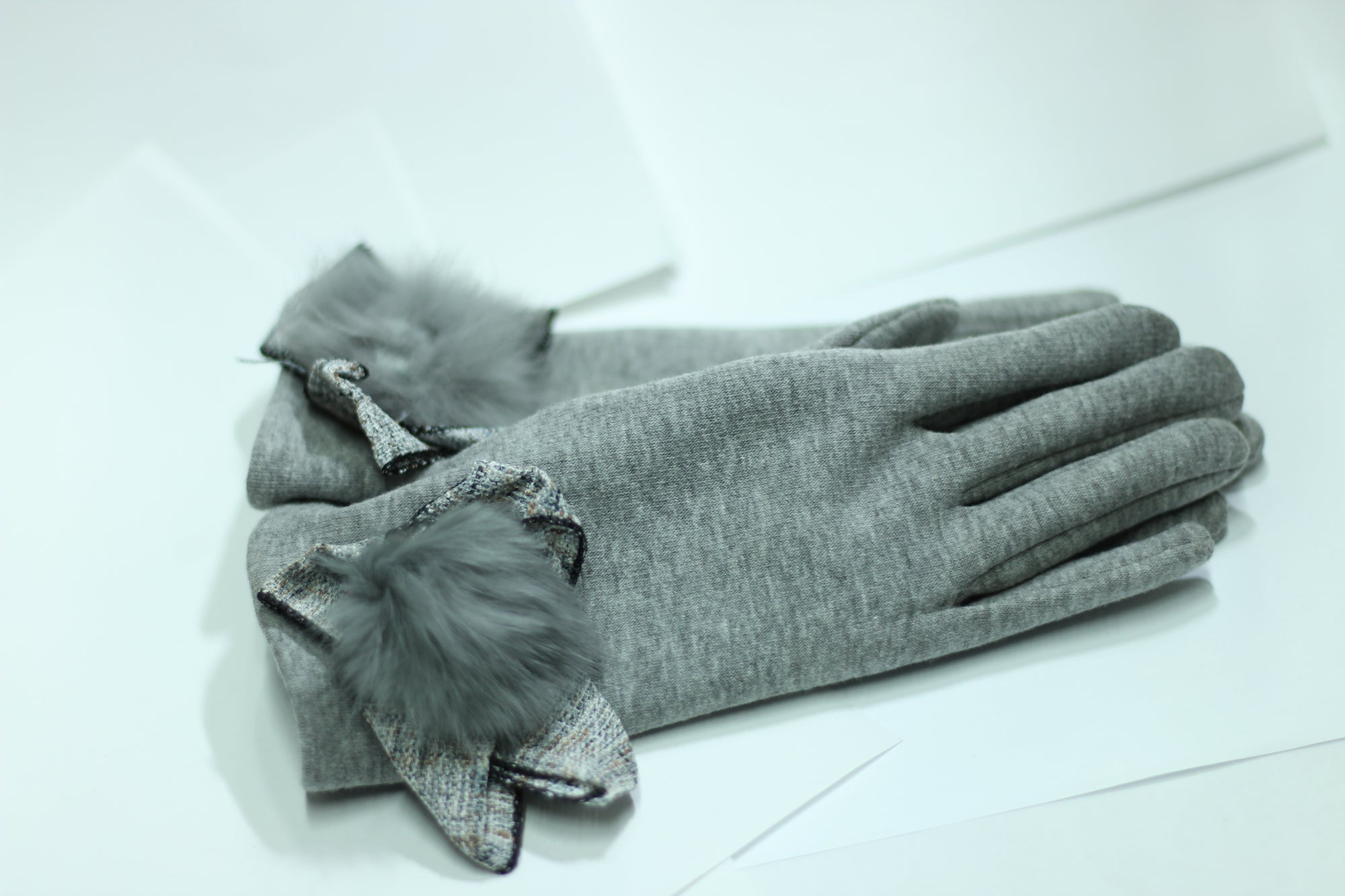 Grey Gloves GL03