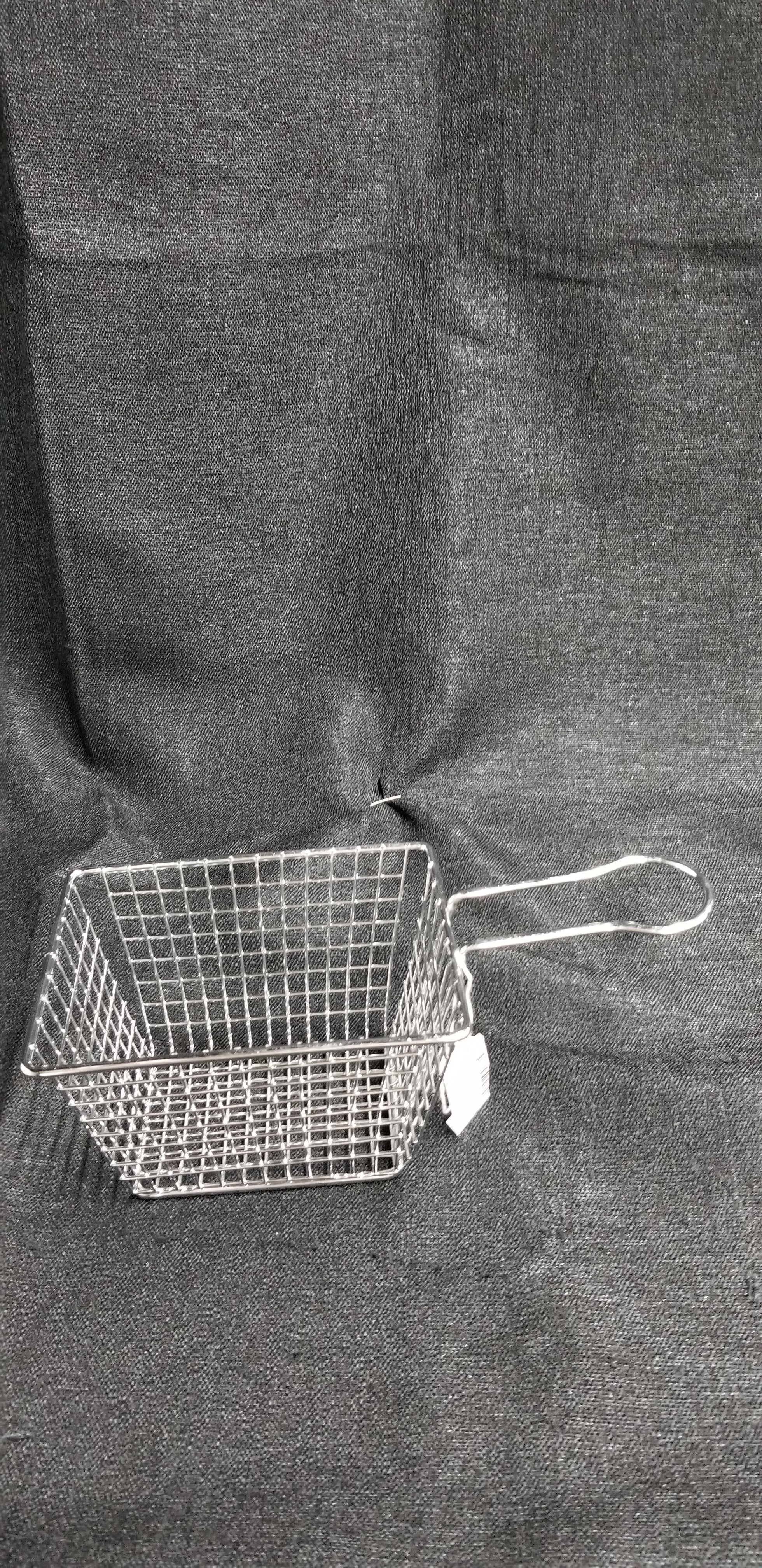 Small Wire Mesh Silver Basket With Handle