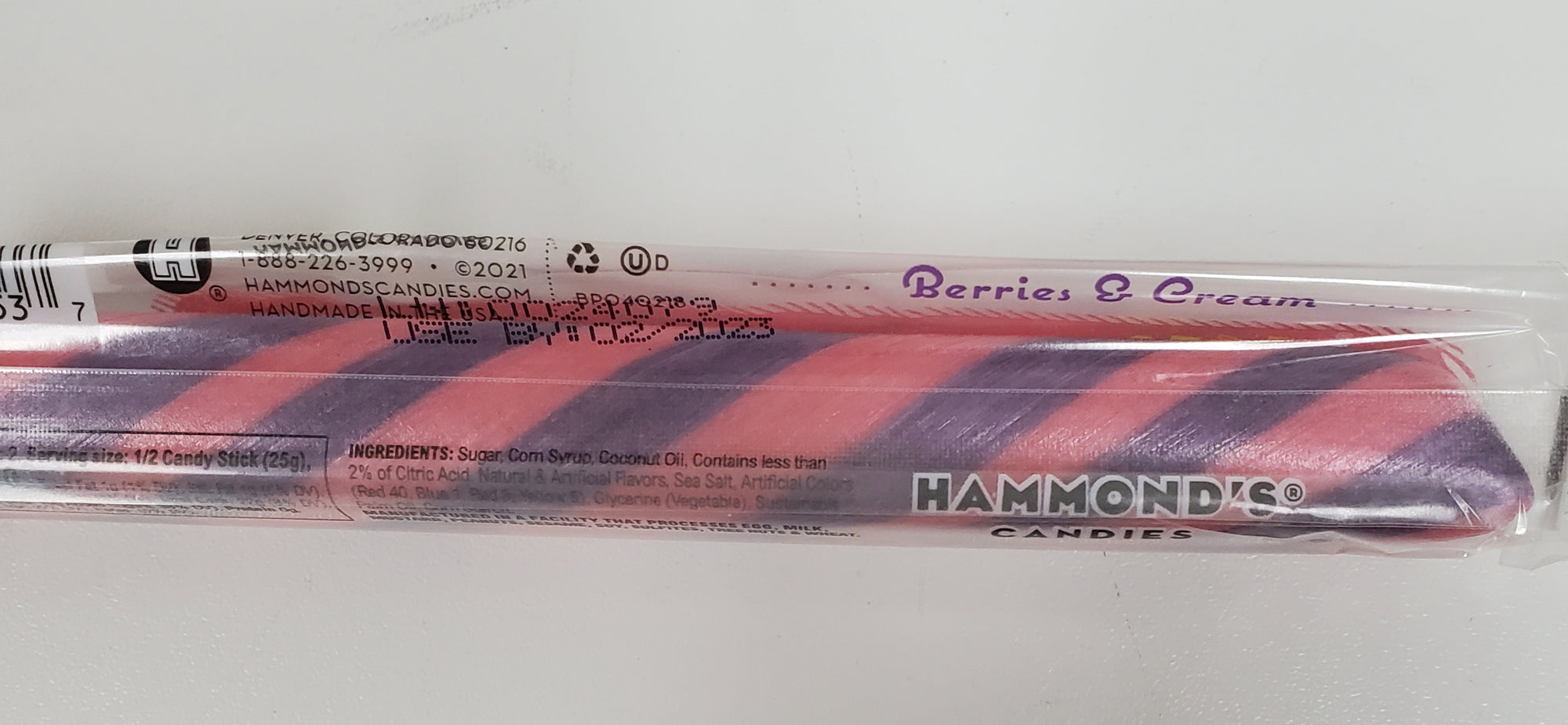 Hammond's Old Fashioned Berries & Cream Cream Filled Candy Stick 1.75oz