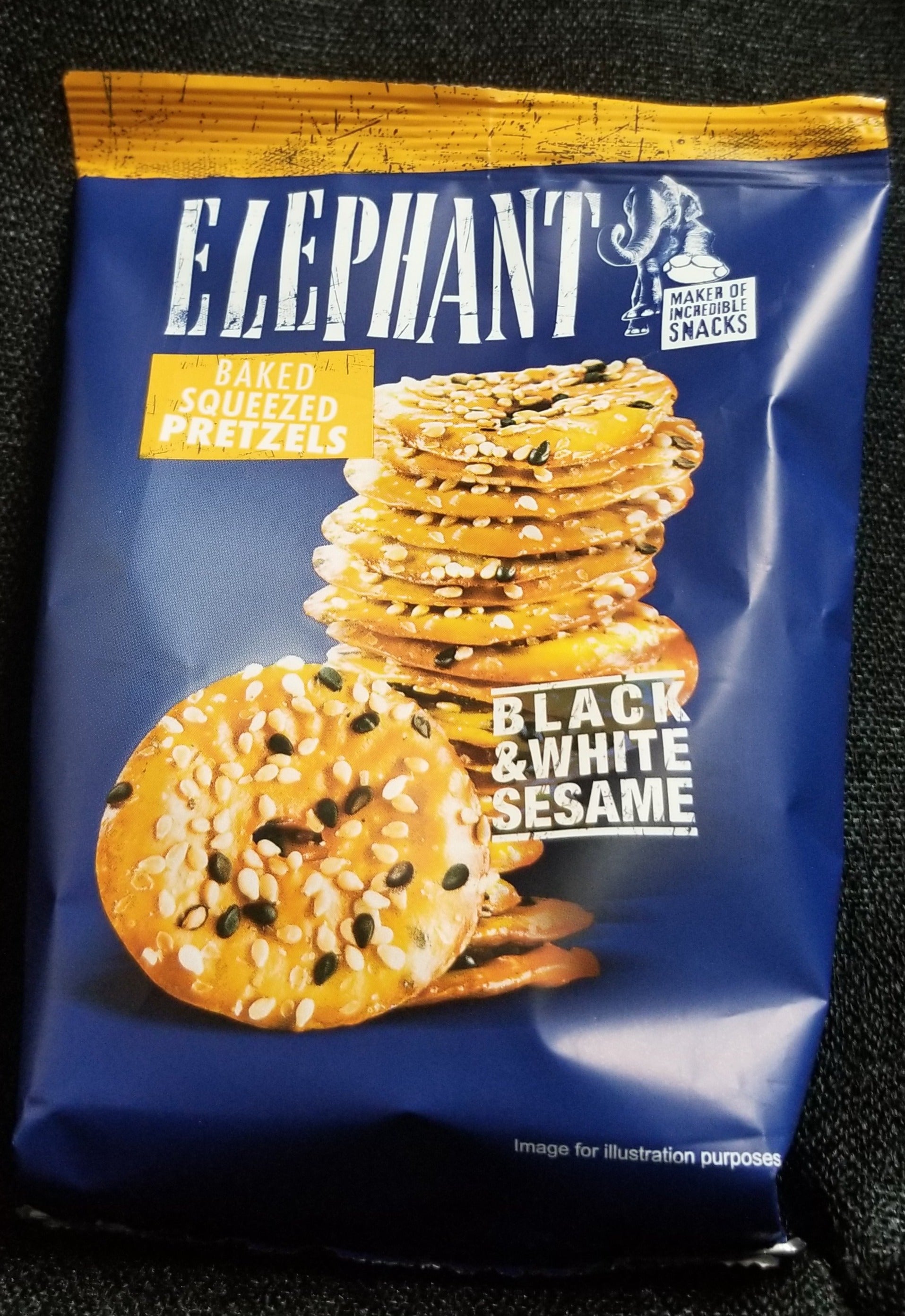 Elephant Black & White Sesame Baked Squeezed Pretzels 80g