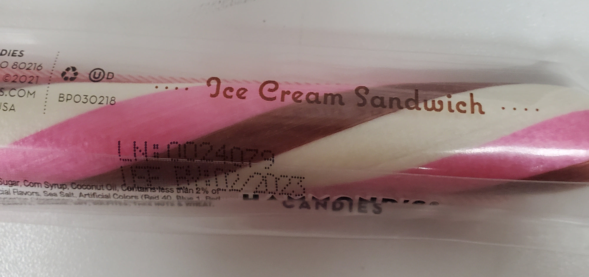 Hammond's Old Fashioned Ice Cream Sandwich Cream Filled Candy Stick 1.75oz