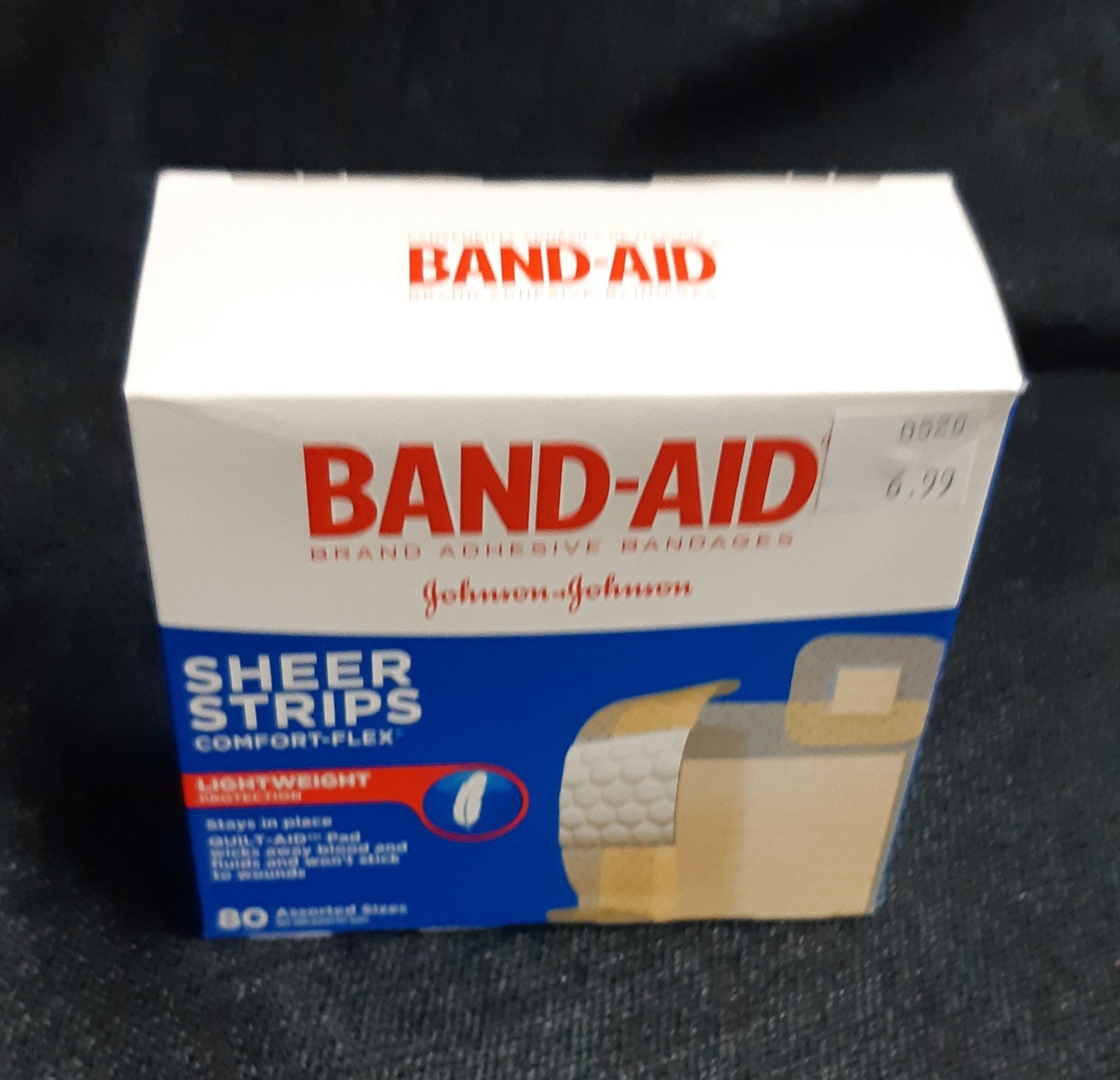 Johnson&Johnson Sheer Strips Assorted BandAid  80ct